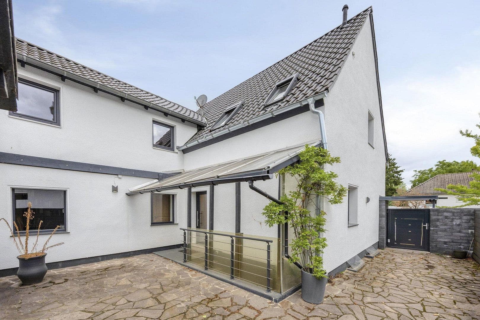 Prodej domu 157 m², pozemek 890 m², Theisenkreuzweg 9, Bornheim, Severní Porýní-Vestfálsko Prodej domu 157 m², pozemek 890 m², Theisenkreuzweg 9, Bornheim, Severní Porýní-Vestfálsko
