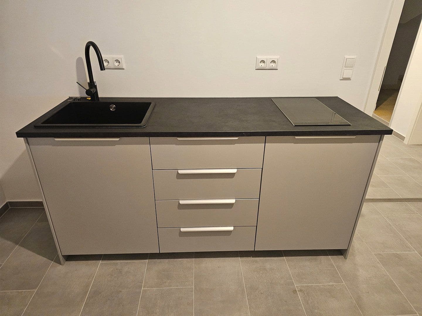 Pronájem bytu 1+1 36 m², München, Bavorsko Pronájem bytu 1+1 36 m², München, Bavorsko
