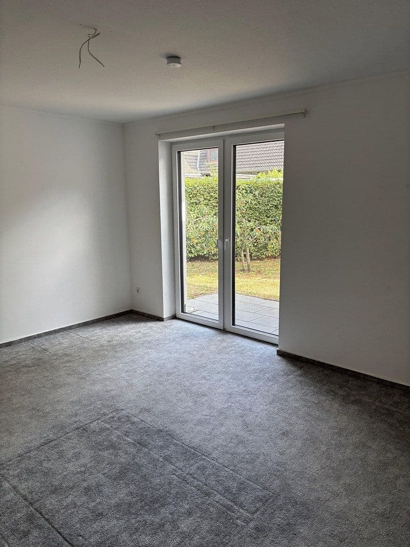 Prodej domu 140 m², pozemek 600 m², Langwedel, Dolní Sasko Prodej domu 140 m², pozemek 600 m², Langwedel, Dolní Sasko