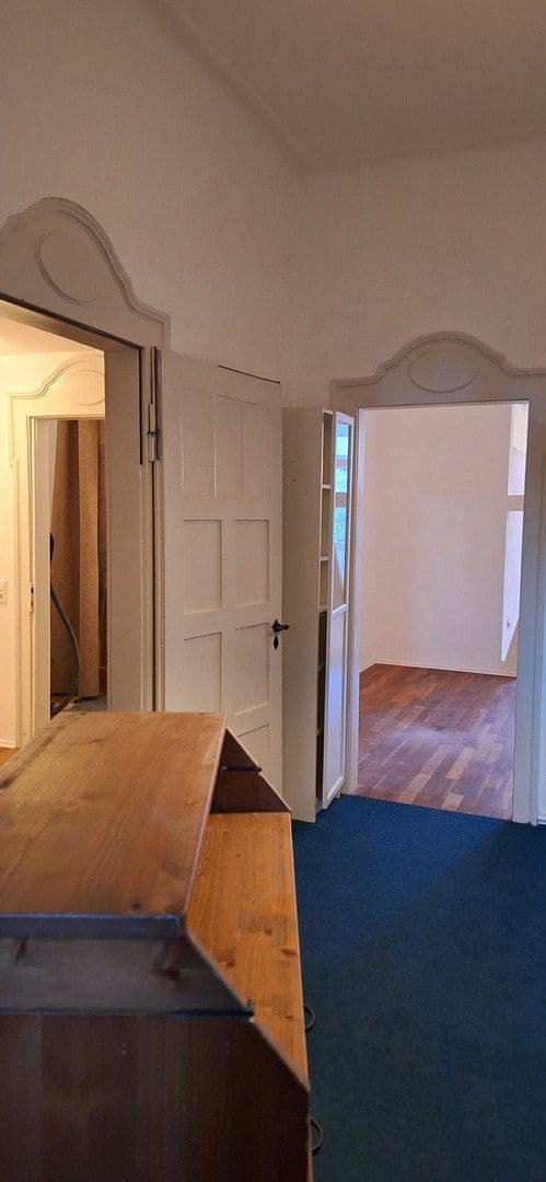 Pronájem bytu 3+1 78 m², Stuttgart, Bádensko-Württembersko Pronájem bytu 3+1 78 m², Stuttgart, Bádensko-Württembersko
