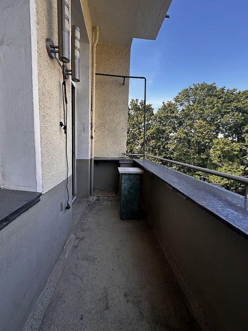 Prodej bytu 3+1 81 m², Stubenrauchstr.41, Berlin, Berlín Prodej bytu 3+1 81 m², Stubenrauchstr.41, Berlin, Berlín