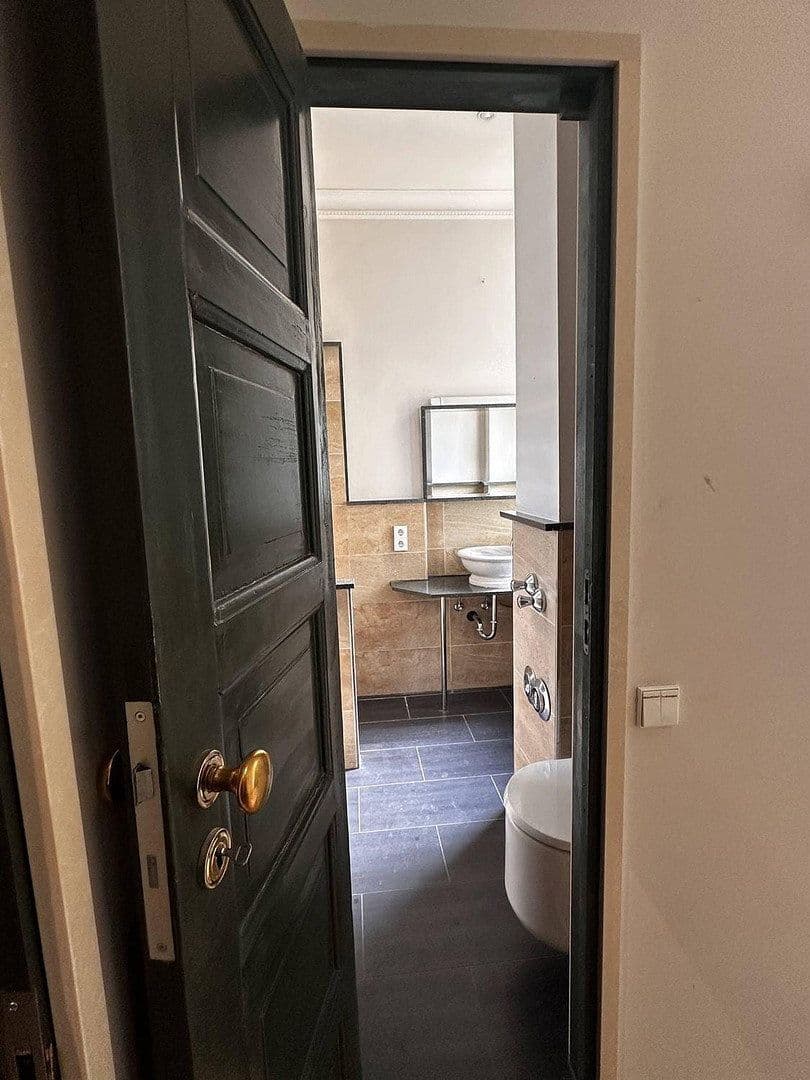 Prodej bytu 3+1 81 m², Stubenrauchstr.41, Berlin, Berlín Prodej bytu 3+1 81 m², Stubenrauchstr.41, Berlin, Berlín
