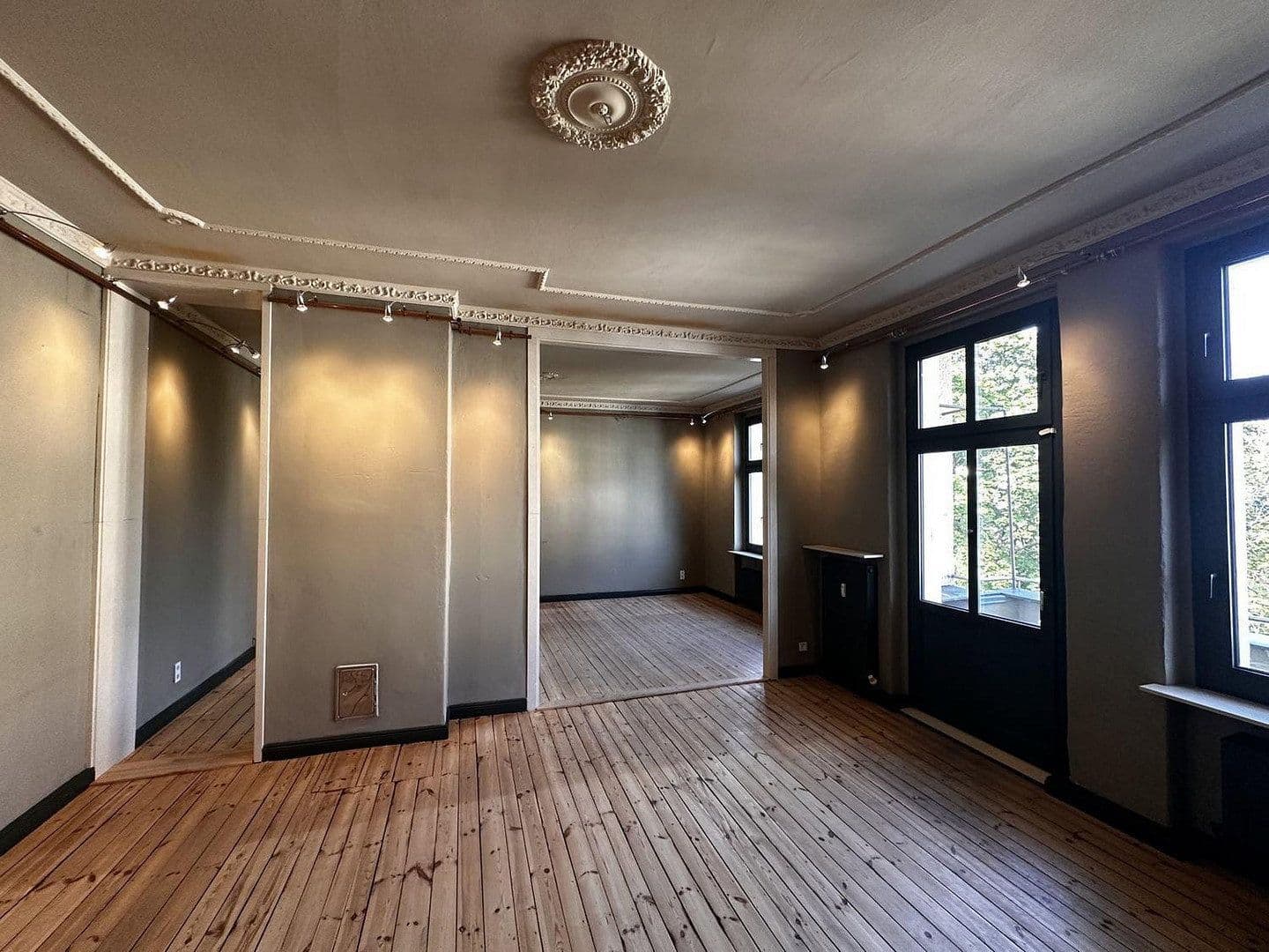 Prodej bytu 3+1 81 m², Stubenrauchstr.41, Berlin, Berlín Prodej bytu 3+1 81 m², Stubenrauchstr.41, Berlin, Berlín