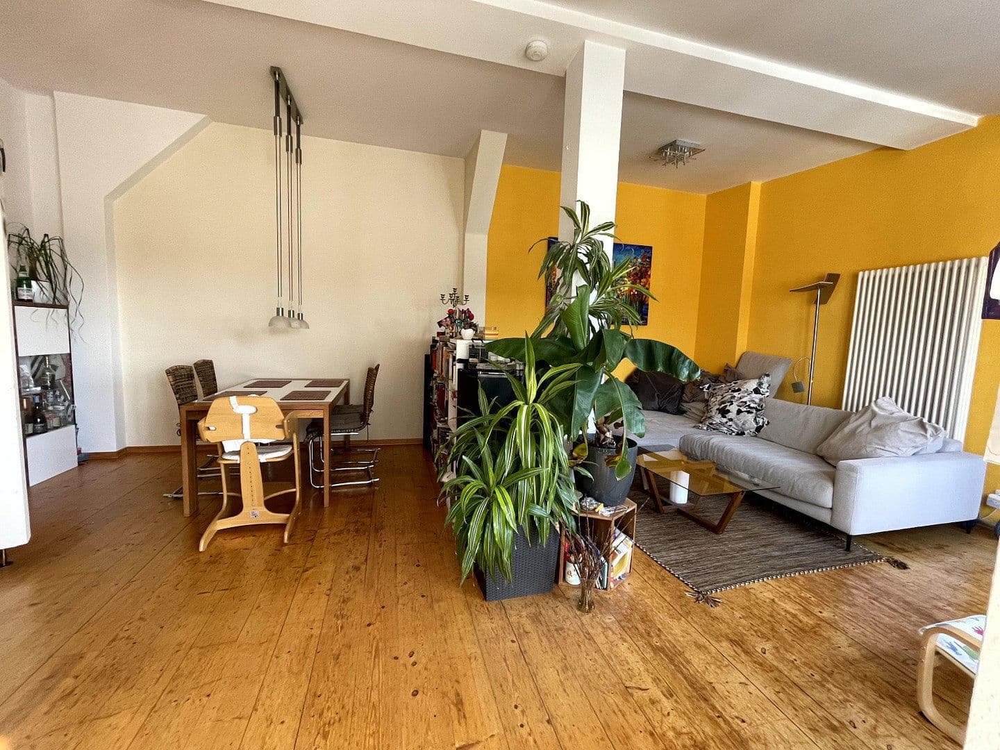 Prodej bytu 3+1 119 m², Berlin, Berlín Prodej bytu 3+1 119 m², Berlin, Berlín