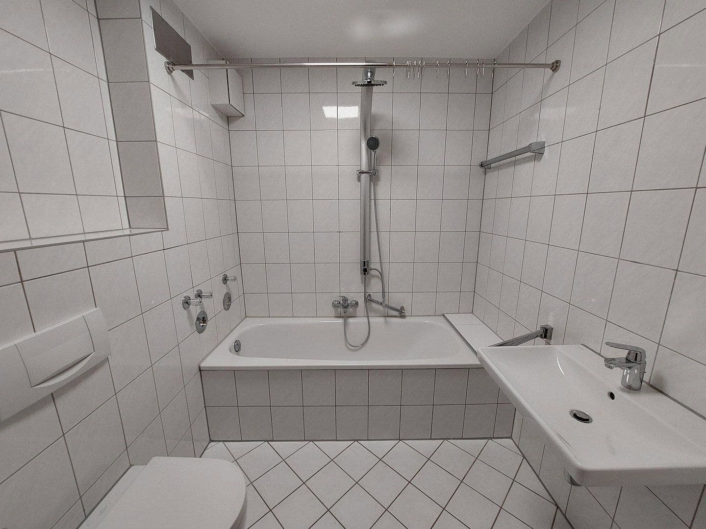 Pronájem bytu 5+1 112 m², Neuwied, Porýní-Falc Pronájem bytu 5+1 112 m², Neuwied, Porýní-Falc