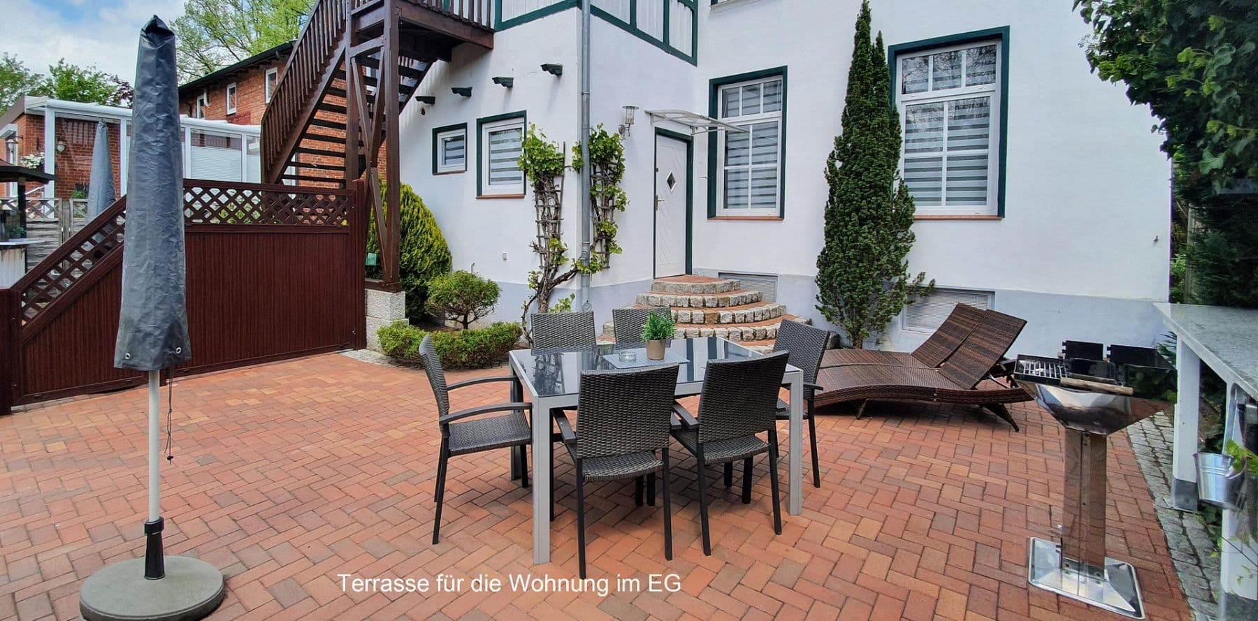 Prodej domu 369 m², pozemek 722 m², Am Lotsenberg 11, Travemünde, Šlesvicko-Holštýnsko Prodej domu 369 m², pozemek 722 m², Am Lotsenberg 11, Travemünde, Šlesvicko-Holštýnsko