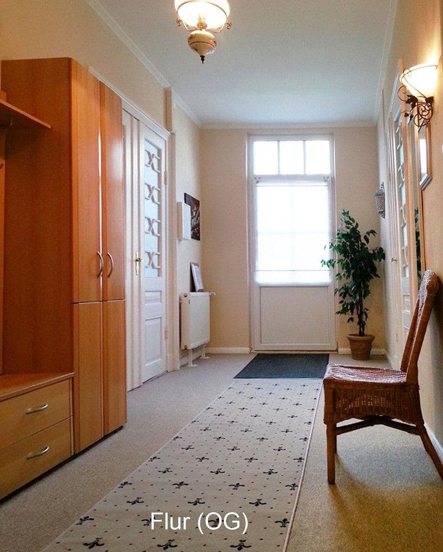 Prodej domu 369 m², pozemek 722 m², Am Lotsenberg 11, Travemünde, Šlesvicko-Holštýnsko Prodej domu 369 m², pozemek 722 m², Am Lotsenberg 11, Travemünde, Šlesvicko-Holštýnsko