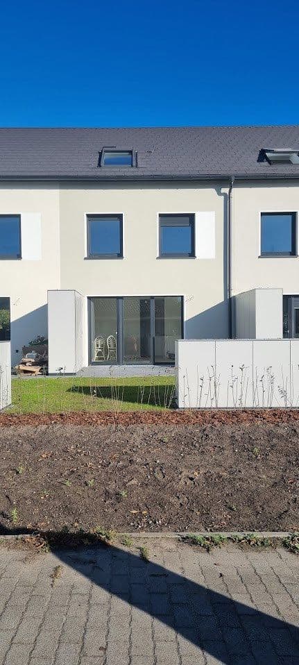 Pronájem domu 148 m², pozemek 100 m², Brandenburg an der Havel, Braniborsko Pronájem domu 148 m², pozemek 100 m², Brandenburg an der Havel, Braniborsko