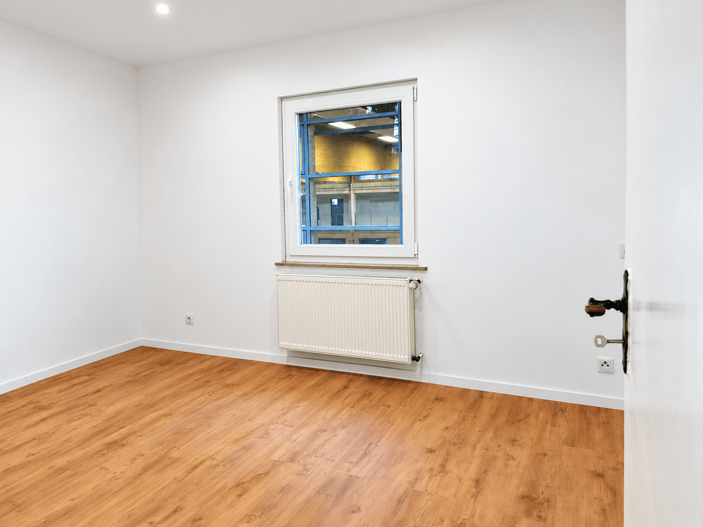 Pronájem bytu 3+1 90 m², Höhr-Grenzhausen, Porýní-Falc Pronájem bytu 3+1 90 m², Höhr-Grenzhausen, Porýní-Falc