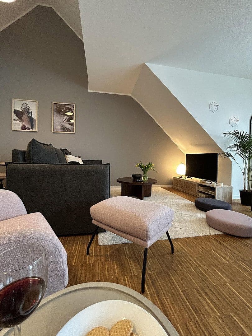 Pronájem bytu 2+1 64 m², Hannover, Dolní Sasko Pronájem bytu 2+1 64 m², Hannover, Dolní Sasko