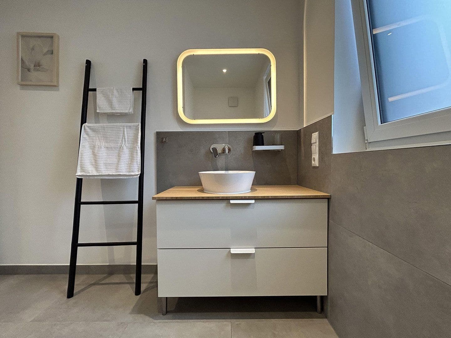 Pronájem bytu 2+1 64 m², Hannover, Dolní Sasko Pronájem bytu 2+1 64 m², Hannover, Dolní Sasko