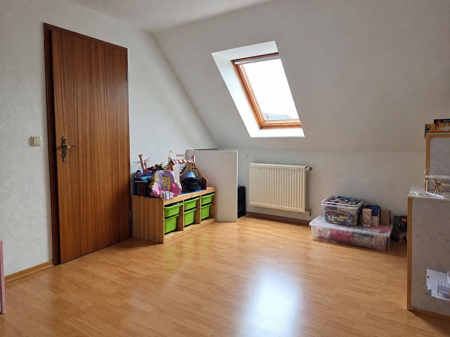 Pronájem bytu 3+1 67 m², Finkenweg 4 A, Wathlingen, Dolní Sasko Pronájem bytu 3+1 67 m², Finkenweg 4 A, Wathlingen, Dolní Sasko