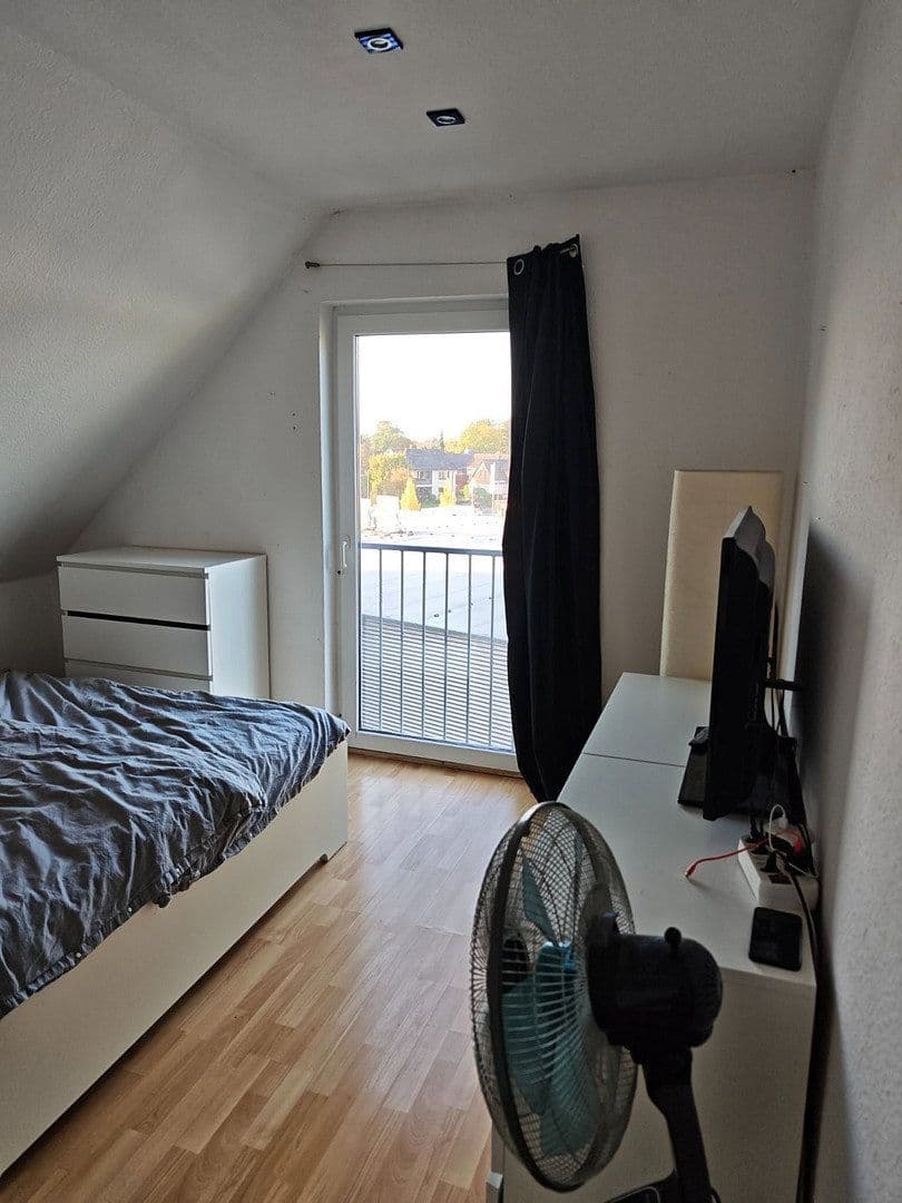 Pronájem bytu 3+1 67 m², Finkenweg 4 A, Wathlingen, Dolní Sasko Pronájem bytu 3+1 67 m², Finkenweg 4 A, Wathlingen, Dolní Sasko