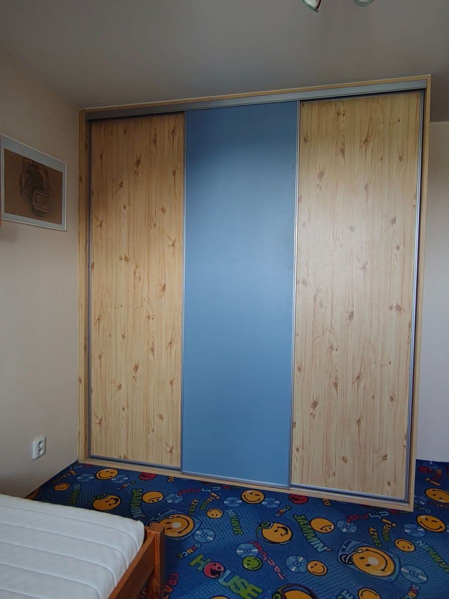 Pronájem bytu 5+kk 100 m², Nad Mlýnem, Dolní Břežany, Středočeský kraj Pronájem bytu 5+kk 100 m², Nad Mlýnem, Dolní Břežany, Středočeský kraj