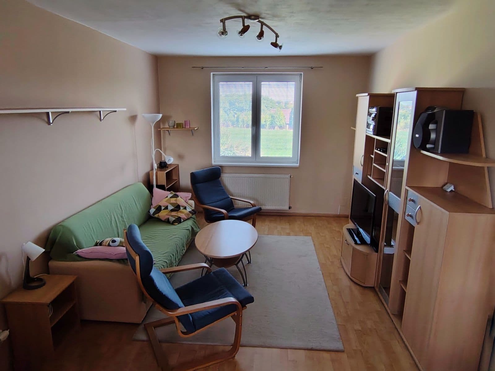 Pronájem bytu 5+kk 100 m², Nad Mlýnem, Dolní Břežany, Středočeský kraj Pronájem bytu 5+kk 100 m², Nad Mlýnem, Dolní Břežany, Středočeský kraj