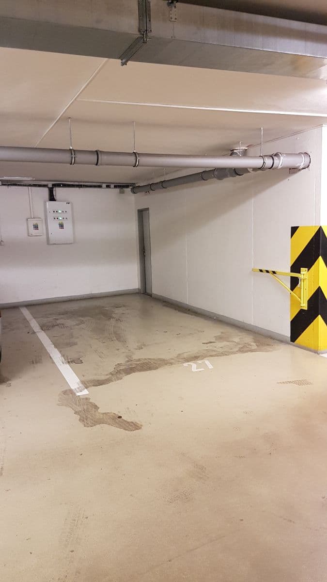 Pronájem bytu 1+kk 38 m², Drahobejlova, Praha, Praha Pronájem bytu 1+kk 38 m², Drahobejlova, Praha, Praha