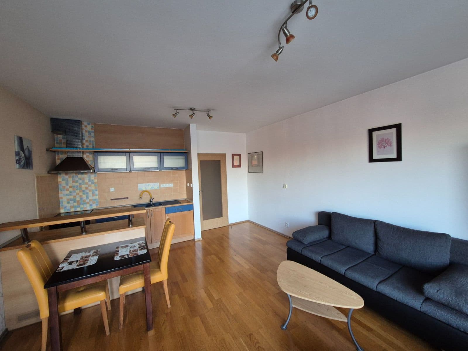 Pronájem bytu 1+kk 38 m², Drahobejlova, Praha, Praha Pronájem bytu 1+kk 38 m², Drahobejlova, Praha, Praha