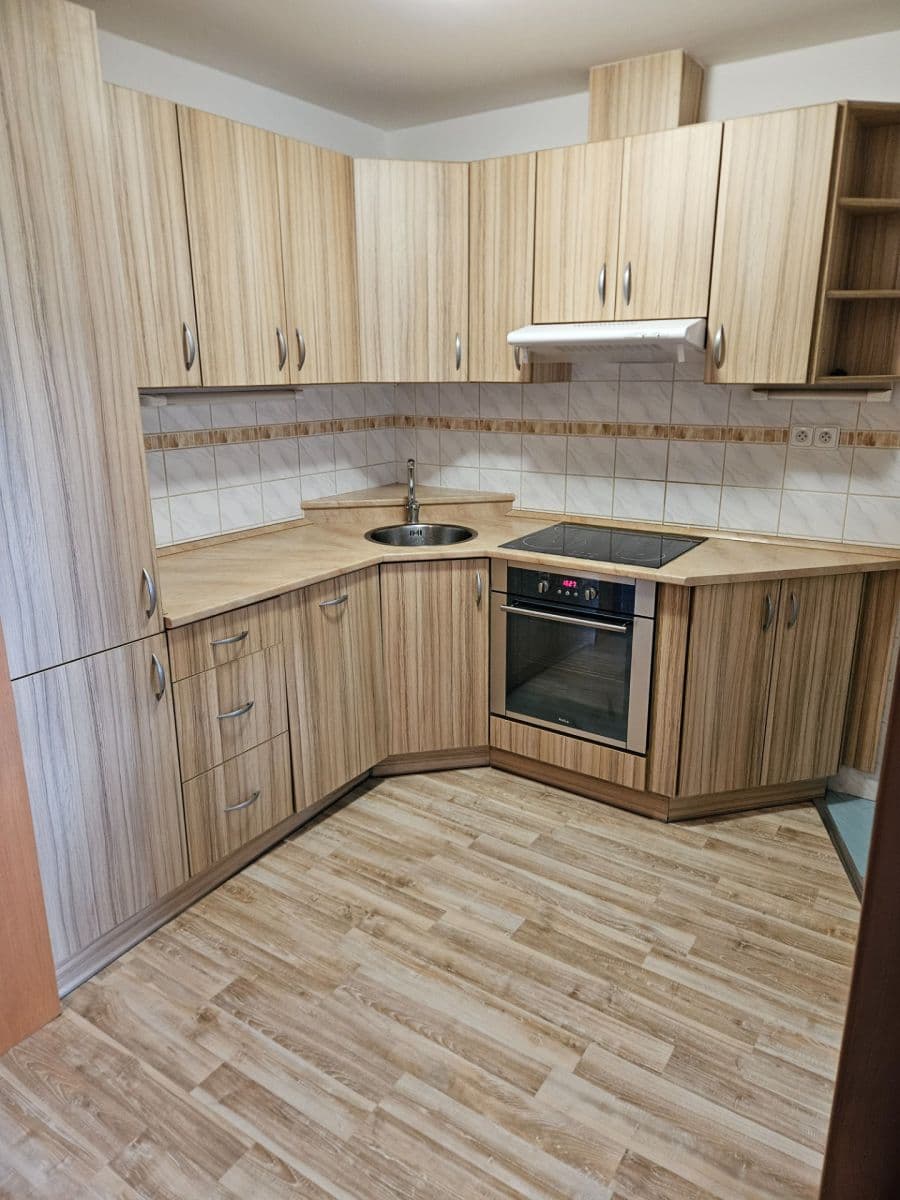 Pronájem bytu 2+1 48 m², Vojanova, Ústí nad Labem, Ústecký kraj Pronájem bytu 2+1 48 m², Vojanova, Ústí nad Labem, Ústecký kraj