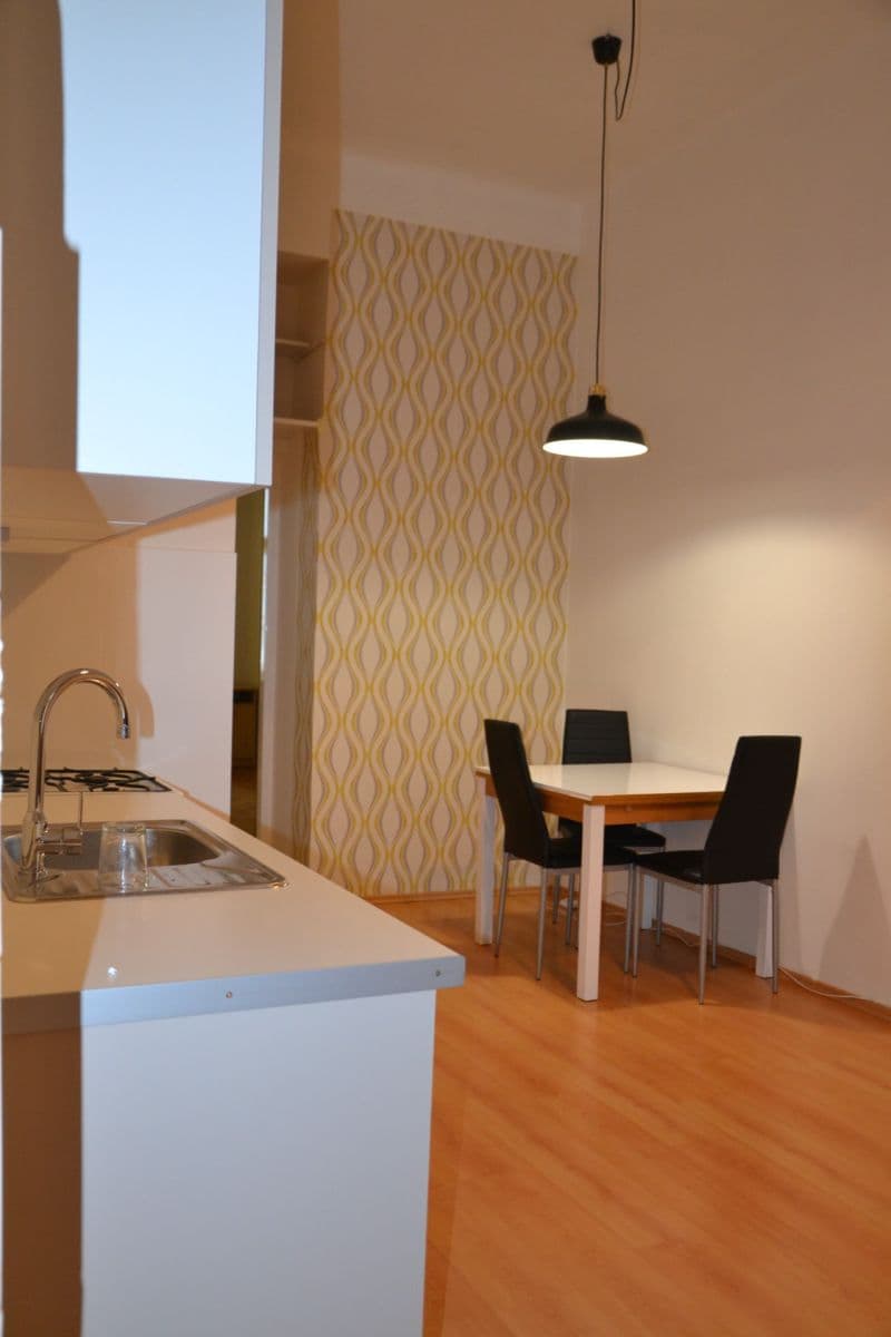 Pronájem bytu 2+kk 44 m², Chelčického, Praha, Praha Pronájem bytu 2+kk 44 m², Chelčického, Praha, Praha