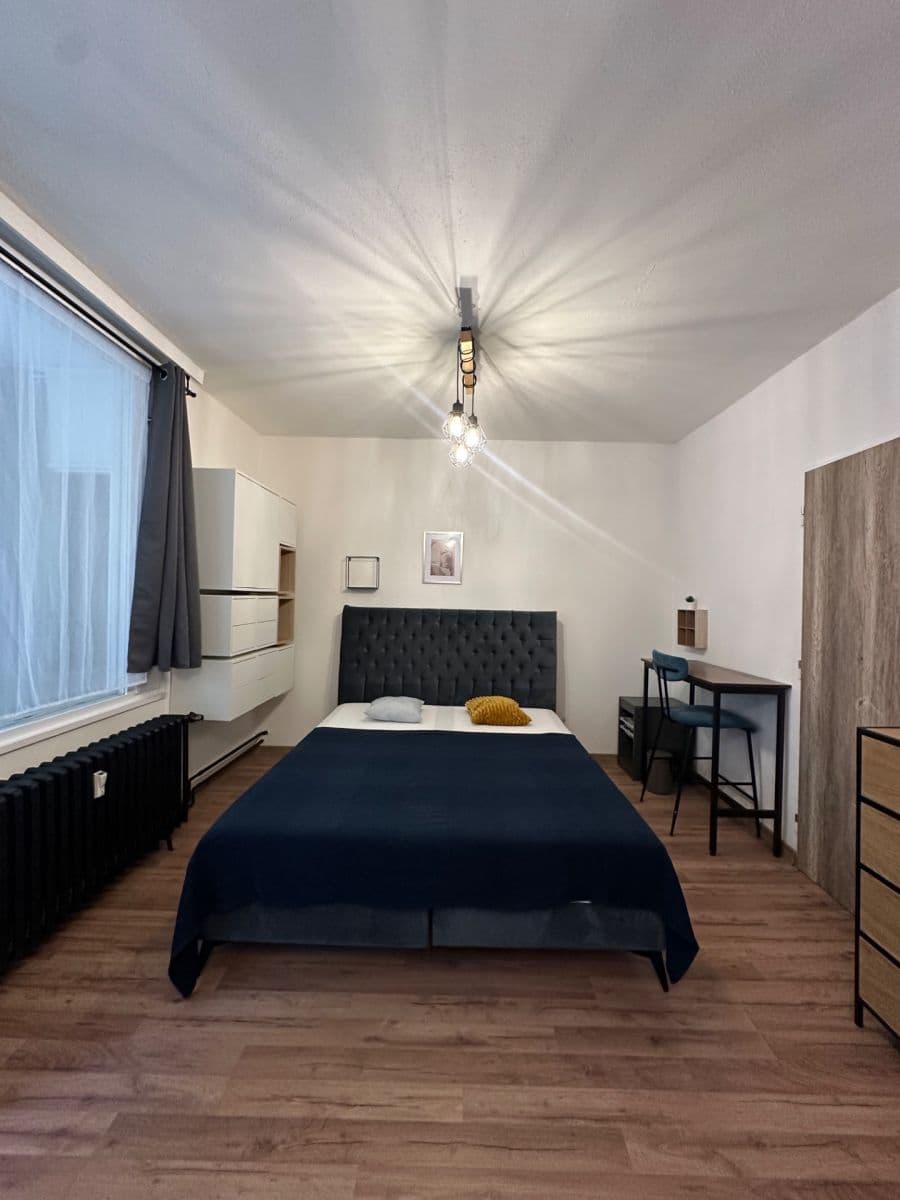 Pronájem bytu 1+kk 35 m², Hlivická, Praha, Praha Pronájem bytu 1+kk 35 m², Hlivická, Praha, Praha