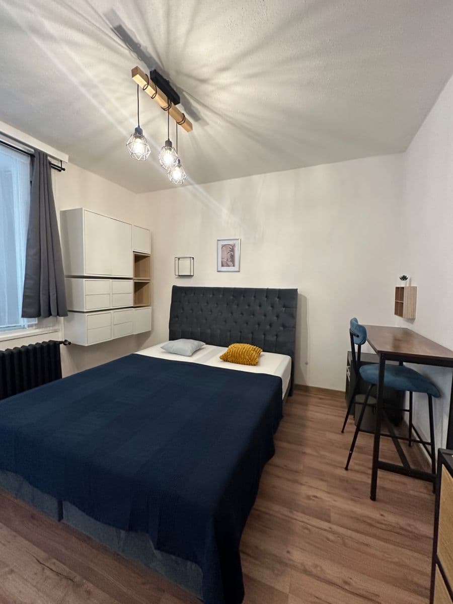 Pronájem bytu 1+kk 35 m², Hlivická, Praha, Praha Pronájem bytu 1+kk 35 m², Hlivická, Praha, Praha