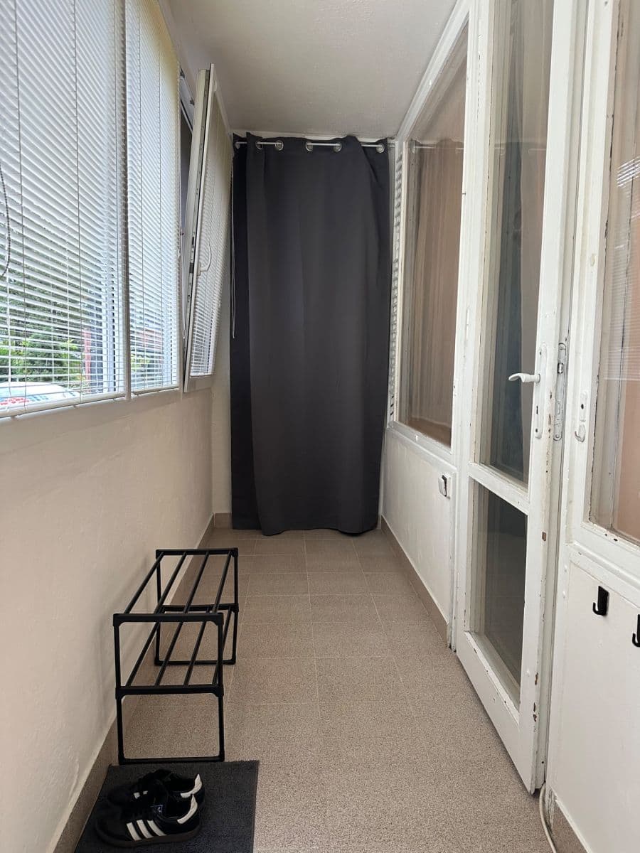 Pronájem bytu 1+kk 35 m², Hlivická, Praha, Praha Pronájem bytu 1+kk 35 m², Hlivická, Praha, Praha