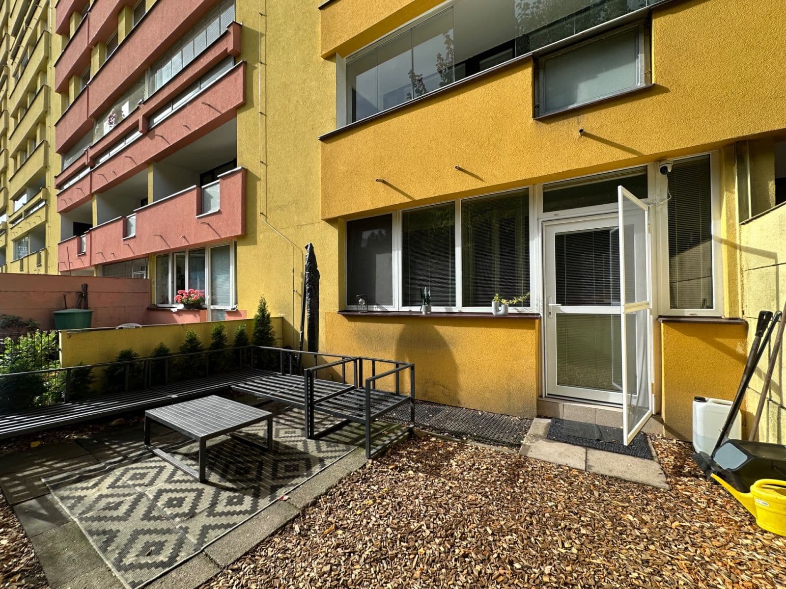 Pronájem bytu 1+kk 35 m², Hlivická, Praha, Praha Pronájem bytu 1+kk 35 m², Hlivická, Praha, Praha