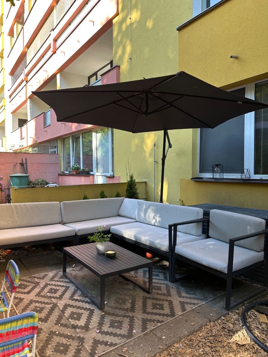 Pronájem bytu 1+kk 35 m², Hlivická, Praha, Praha Pronájem bytu 1+kk 35 m², Hlivická, Praha, Praha