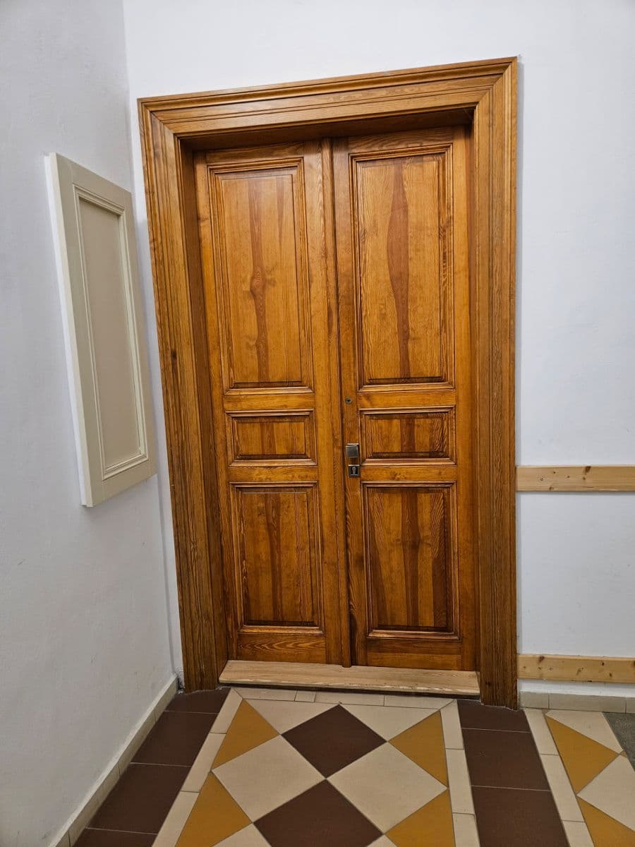 Prodej bytu 3+kk 70 m², Benátská, Praha, Praha Prodej bytu 3+kk 70 m², Benátská, Praha, Praha