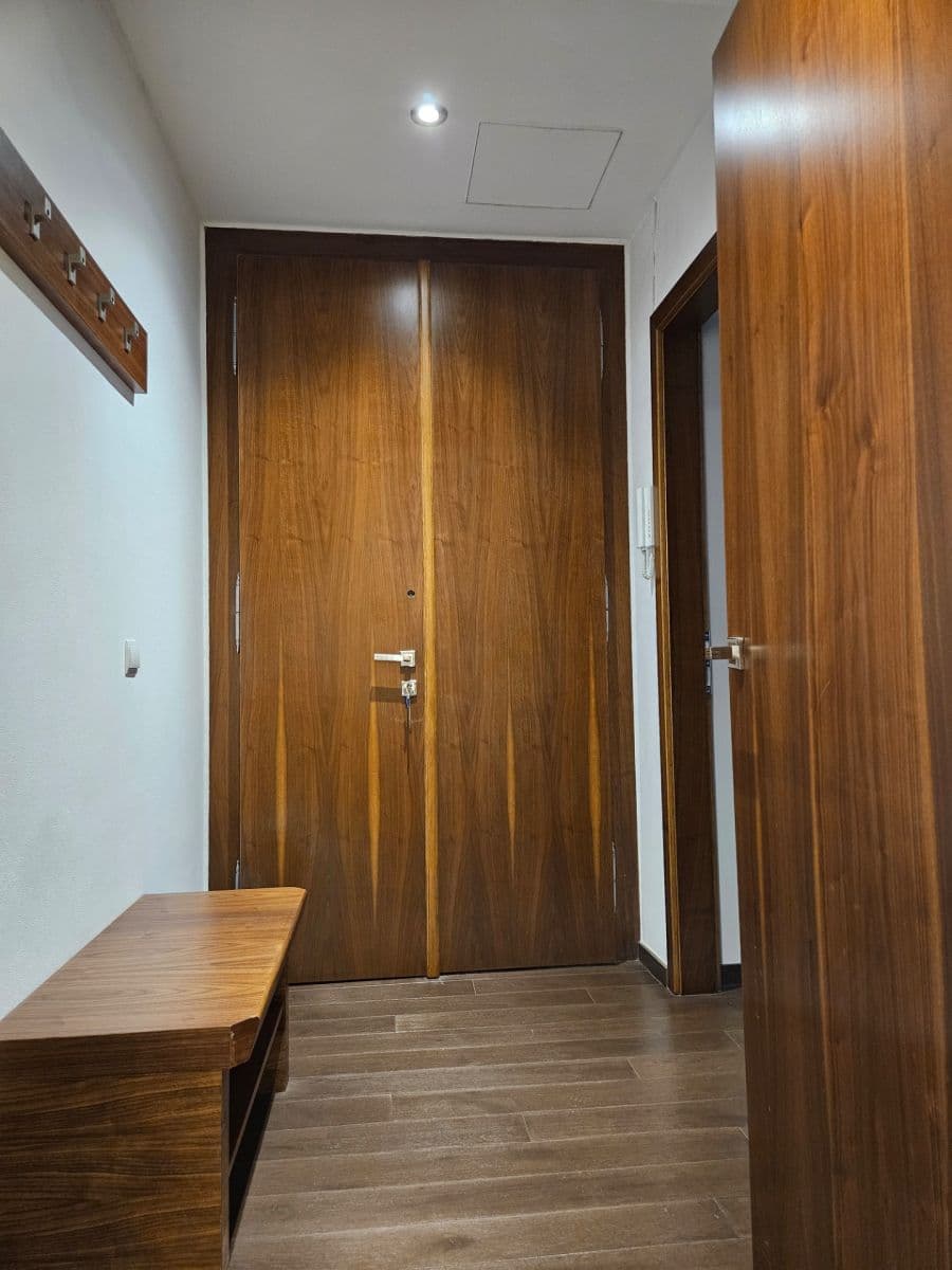 Prodej bytu 3+kk 70 m², Benátská, Praha, Praha Prodej bytu 3+kk 70 m², Benátská, Praha, Praha