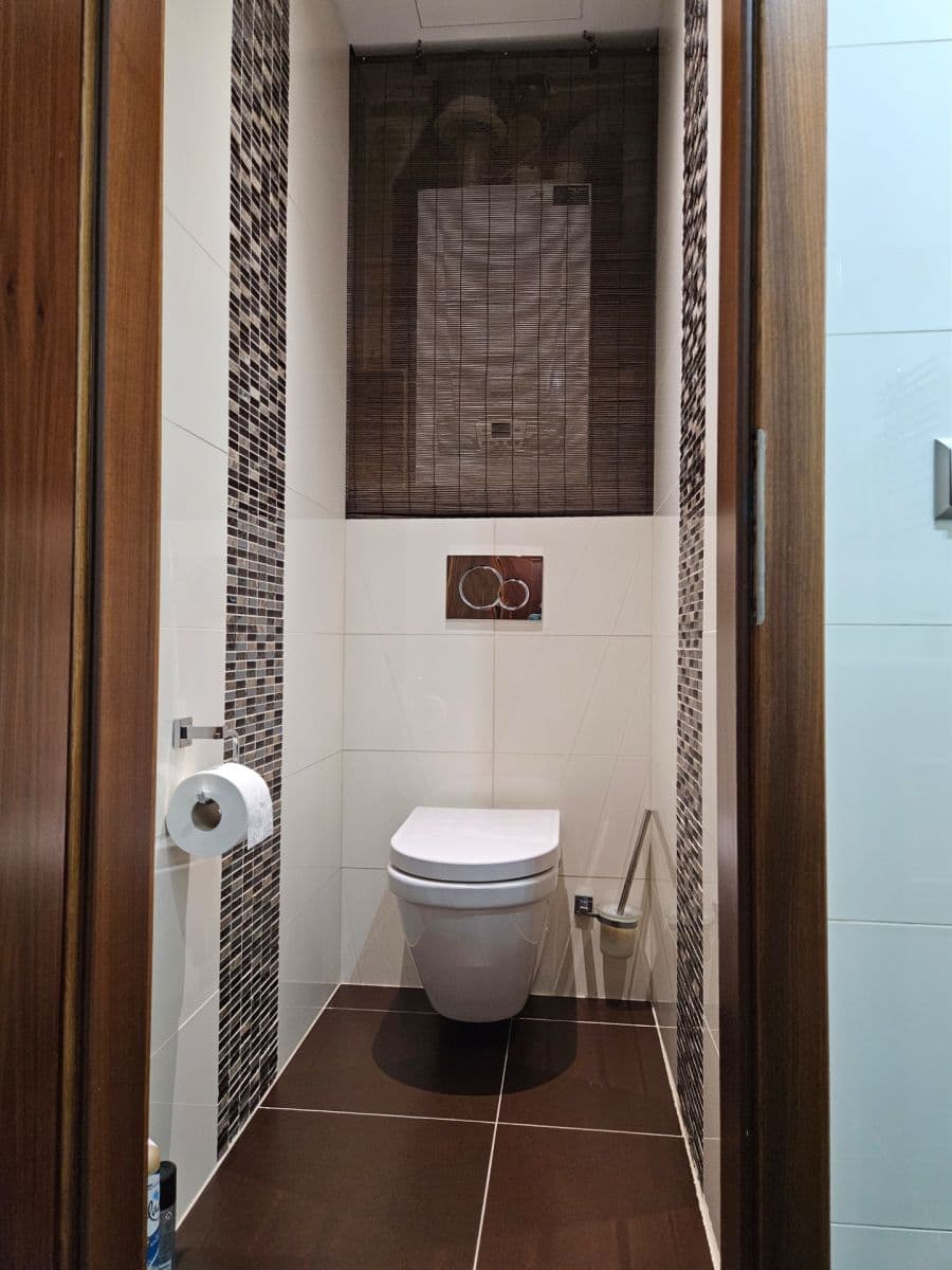 Prodej bytu 3+kk 70 m², Benátská, Praha, Praha Prodej bytu 3+kk 70 m², Benátská, Praha, Praha