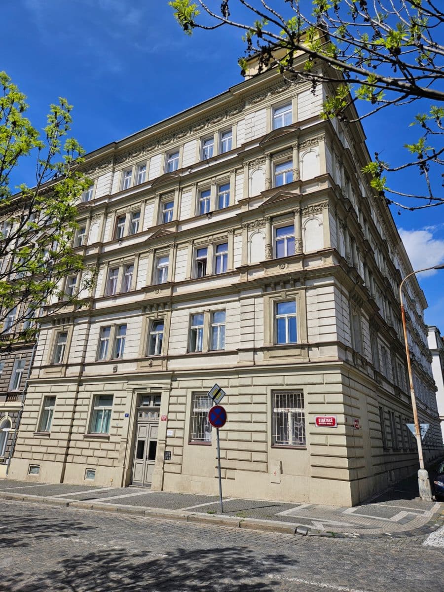 Prodej bytu 3+kk 70 m², Benátská, Praha, Praha Prodej bytu 3+kk 70 m², Benátská, Praha, Praha