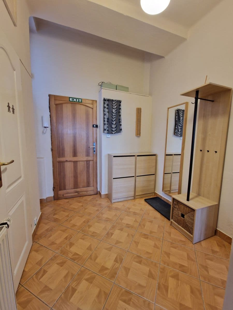 Pronájem bytu 1+1 46 m², Jihlavská, Praha, Praha Pronájem bytu 1+1 46 m², Jihlavská, Praha, Praha