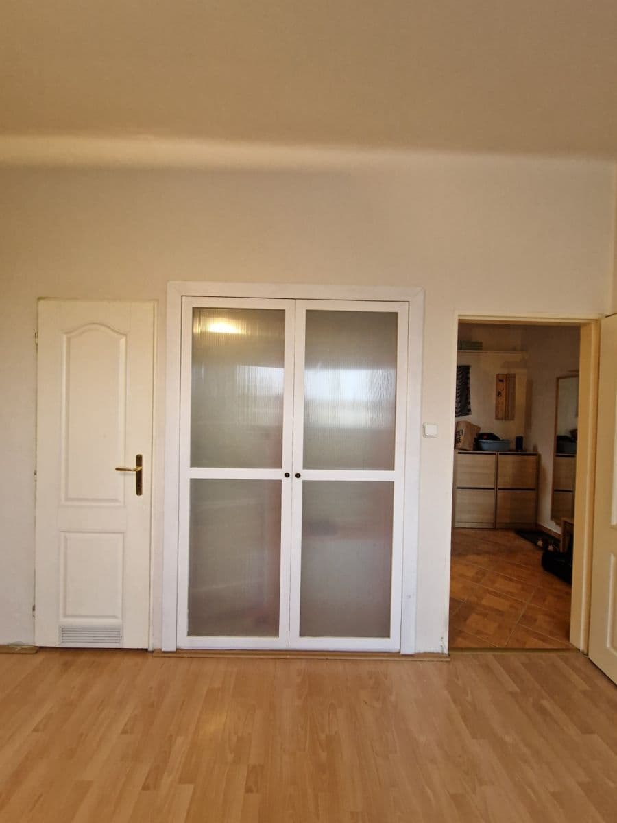 Pronájem bytu 1+1 46 m², Jihlavská, Praha, Praha Pronájem bytu 1+1 46 m², Jihlavská, Praha, Praha