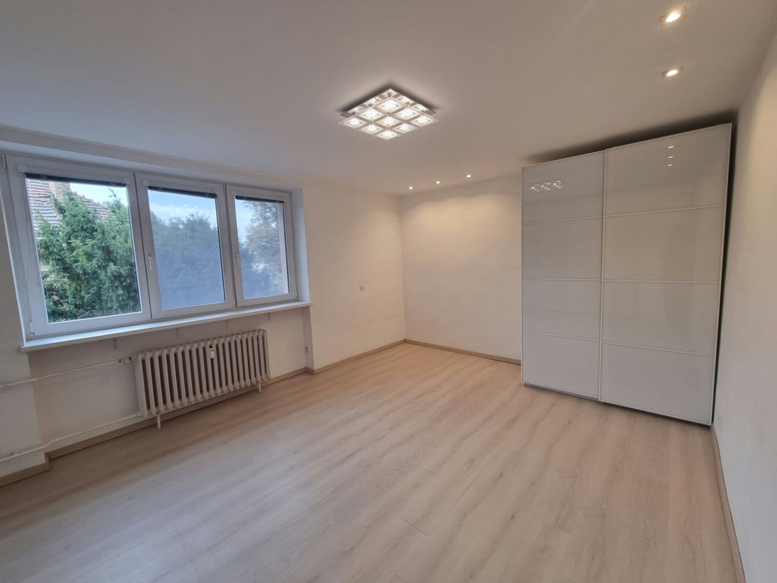 Pronájem bytu 1+1 34 m², Višňová, Praha, Praha Pronájem bytu 1+1 34 m², Višňová, Praha, Praha