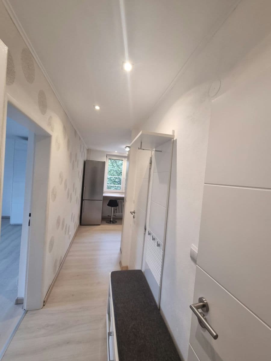 Pronájem bytu 1+1 34 m², Višňová, Praha, Praha Pronájem bytu 1+1 34 m², Višňová, Praha, Praha