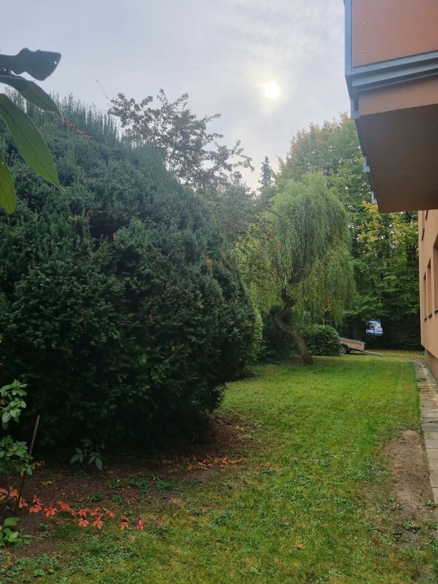 Pronájem bytu 1+1 34 m², Višňová, Praha, Praha Pronájem bytu 1+1 34 m², Višňová, Praha, Praha