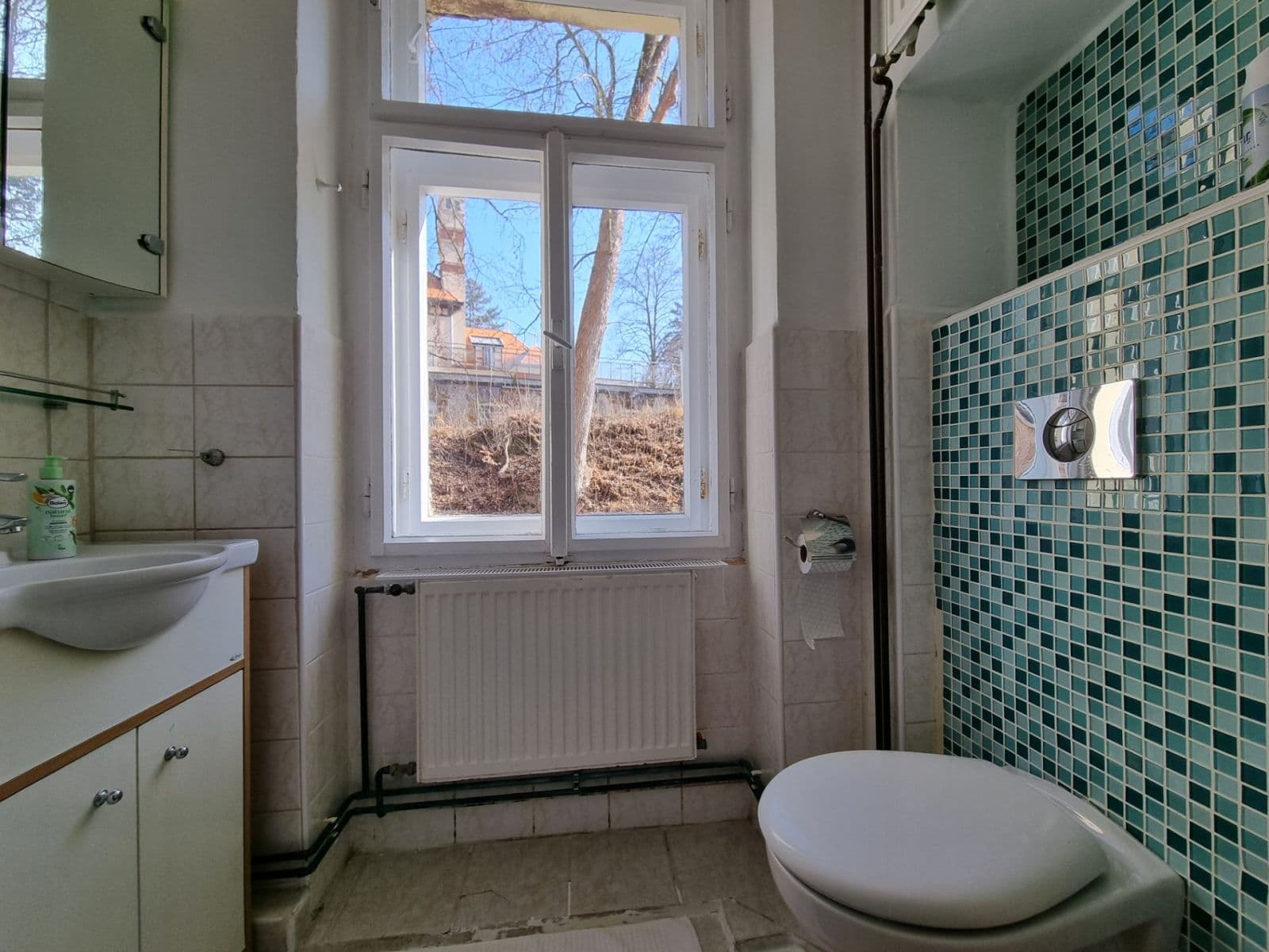 Pronájem bytu 2+1 62 m², Nebozízek, Karlovy Vary, Karlovarský kraj Pronájem bytu 2+1 62 m², Nebozízek, Karlovy Vary, Karlovarský kraj