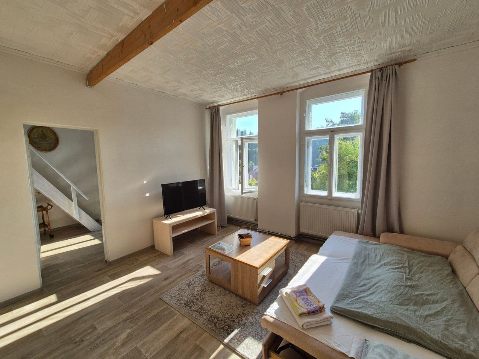 Pronájem bytu 2+1 62 m², Nebozízek, Karlovy Vary, Karlovarský kraj Pronájem bytu 2+1 62 m², Nebozízek, Karlovy Vary, Karlovarský kraj
