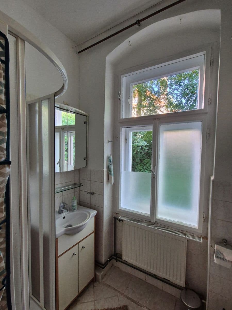 Pronájem bytu 2+1 62 m², Nebozízek, Karlovy Vary, Karlovarský kraj Pronájem bytu 2+1 62 m², Nebozízek, Karlovy Vary, Karlovarský kraj