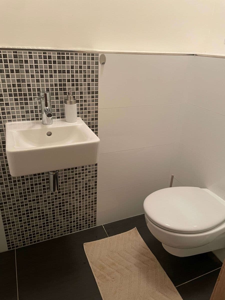 Pronájem bytu 3+kk 67 m², Učňovská, Praha, Praha Pronájem bytu 3+kk 67 m², Učňovská, Praha, Praha