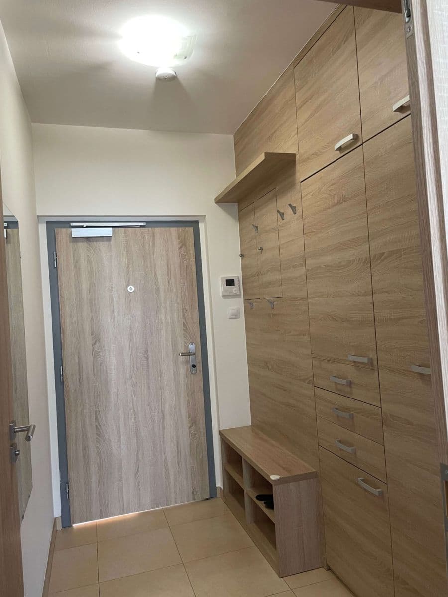 Pronájem bytu 3+kk 67 m², Učňovská, Praha, Praha Pronájem bytu 3+kk 67 m², Učňovská, Praha, Praha