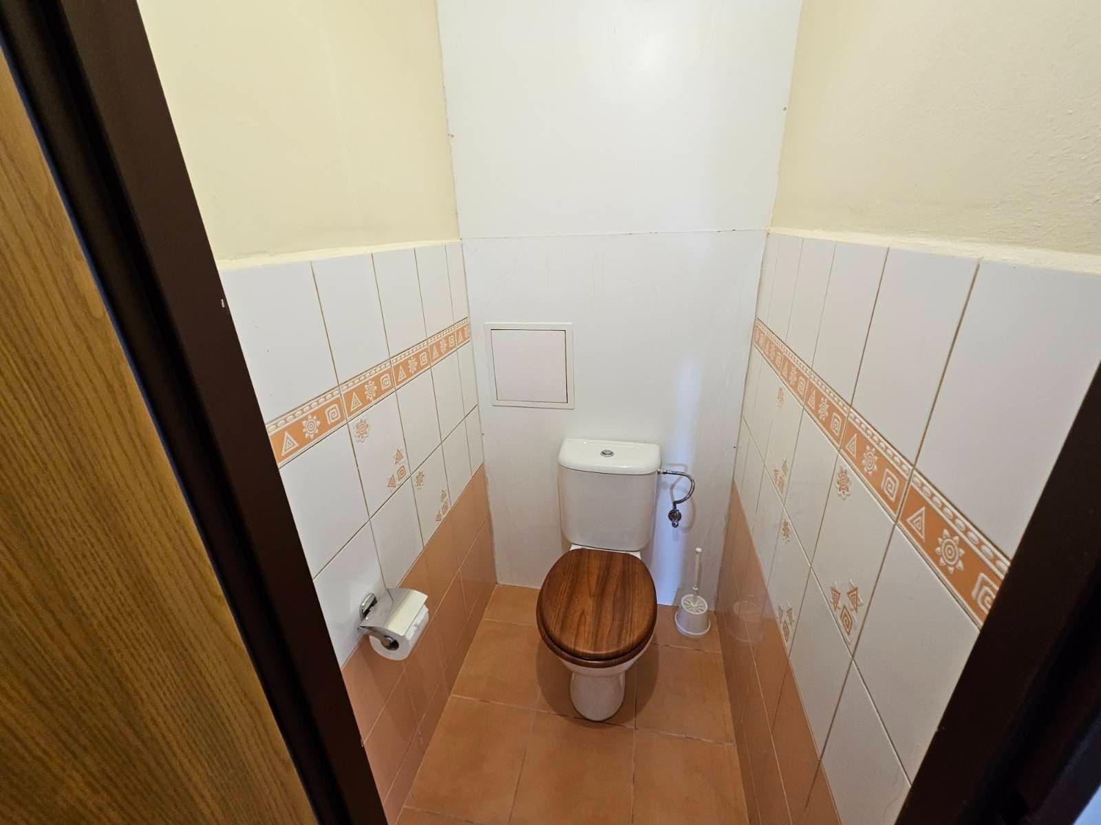 Pronájem bytu 3+1 77 m², Nechvílova, Praha, Praha Pronájem bytu 3+1 77 m², Nechvílova, Praha, Praha
