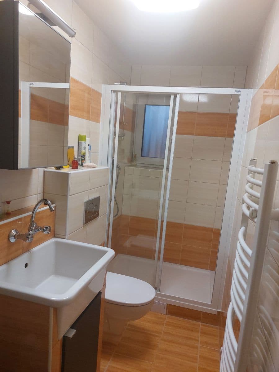 Pronájem bytu 40 m², K Lesíku, Praha, Praha Pronájem bytu 40 m², K Lesíku, Praha, Praha