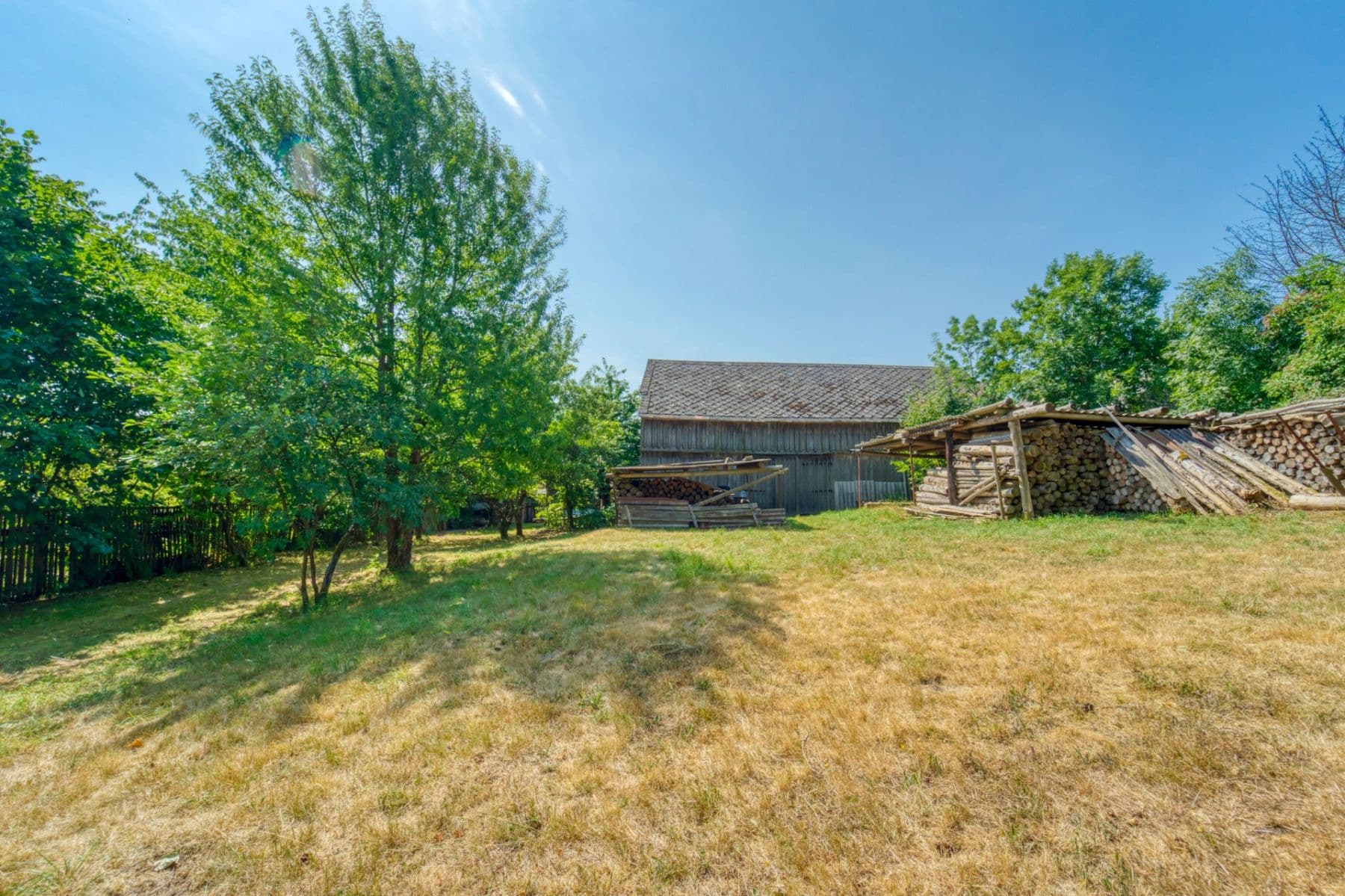 Prodej domu 208 m², pozemek 2.330 m², Lesná, Plzeňský kraj Prodej domu 208 m², pozemek 2.330 m², Lesná, Plzeňský kraj