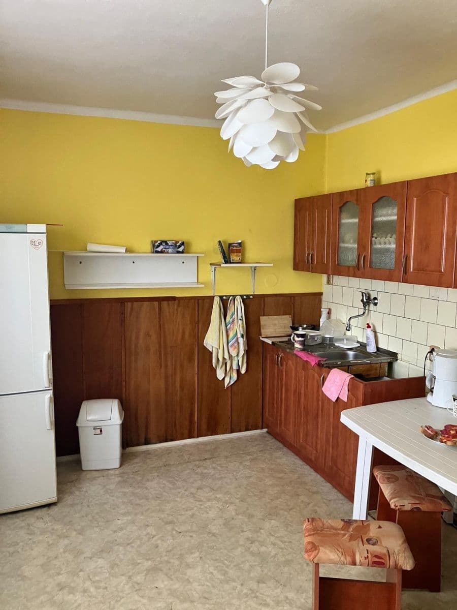 Prodej domu 196 m², pozemek 880 m², Sokolečská, Poděbrady, Středočeský kraj Prodej domu 196 m², pozemek 880 m², Sokolečská, Poděbrady, Středočeský kraj