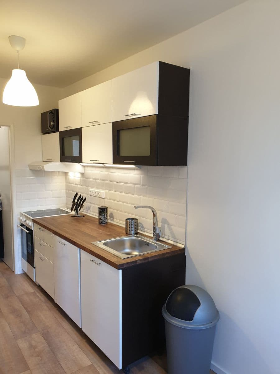 Pronájem bytu 3+1 74 m², Lublinská, Praha, Praha Pronájem bytu 3+1 74 m², Lublinská, Praha, Praha