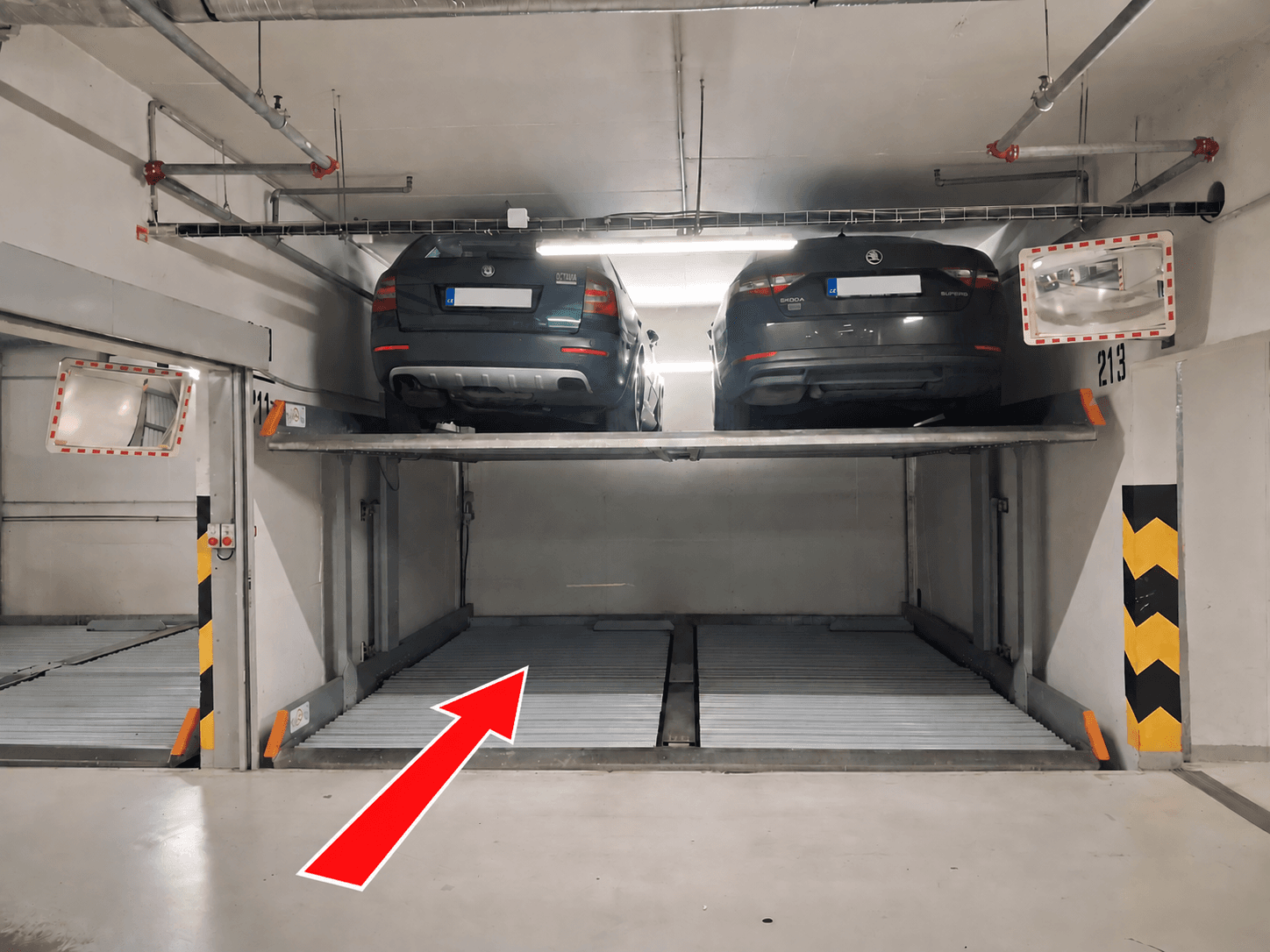Pronájem garáže 12 m², U Měšťanského pivovaru, Praha, Praha Pronájem garáže 12 m², U Měšťanského pivovaru, Praha, Praha