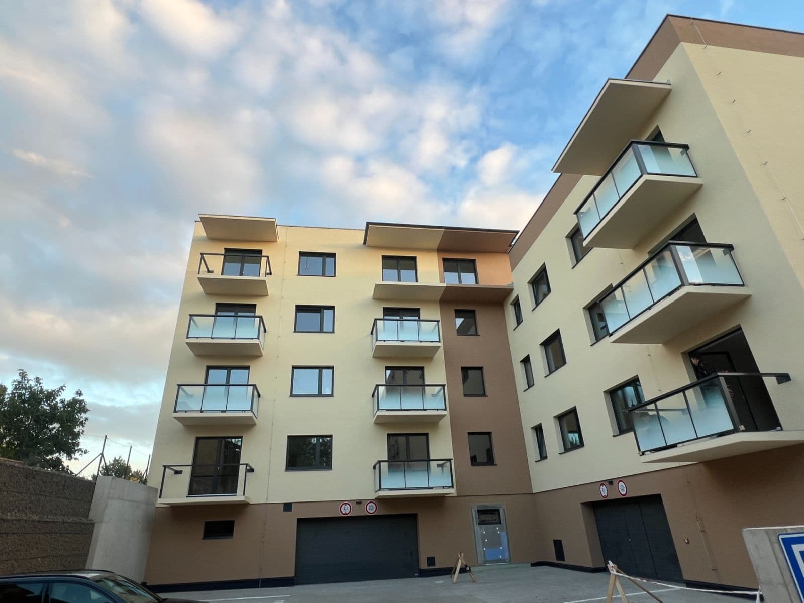 Pronájem bytu 2+kk 51 m², Mýtská, Rakovník, Středočeský kraj Pronájem bytu 2+kk 51 m², Mýtská, Rakovník, Středočeský kraj