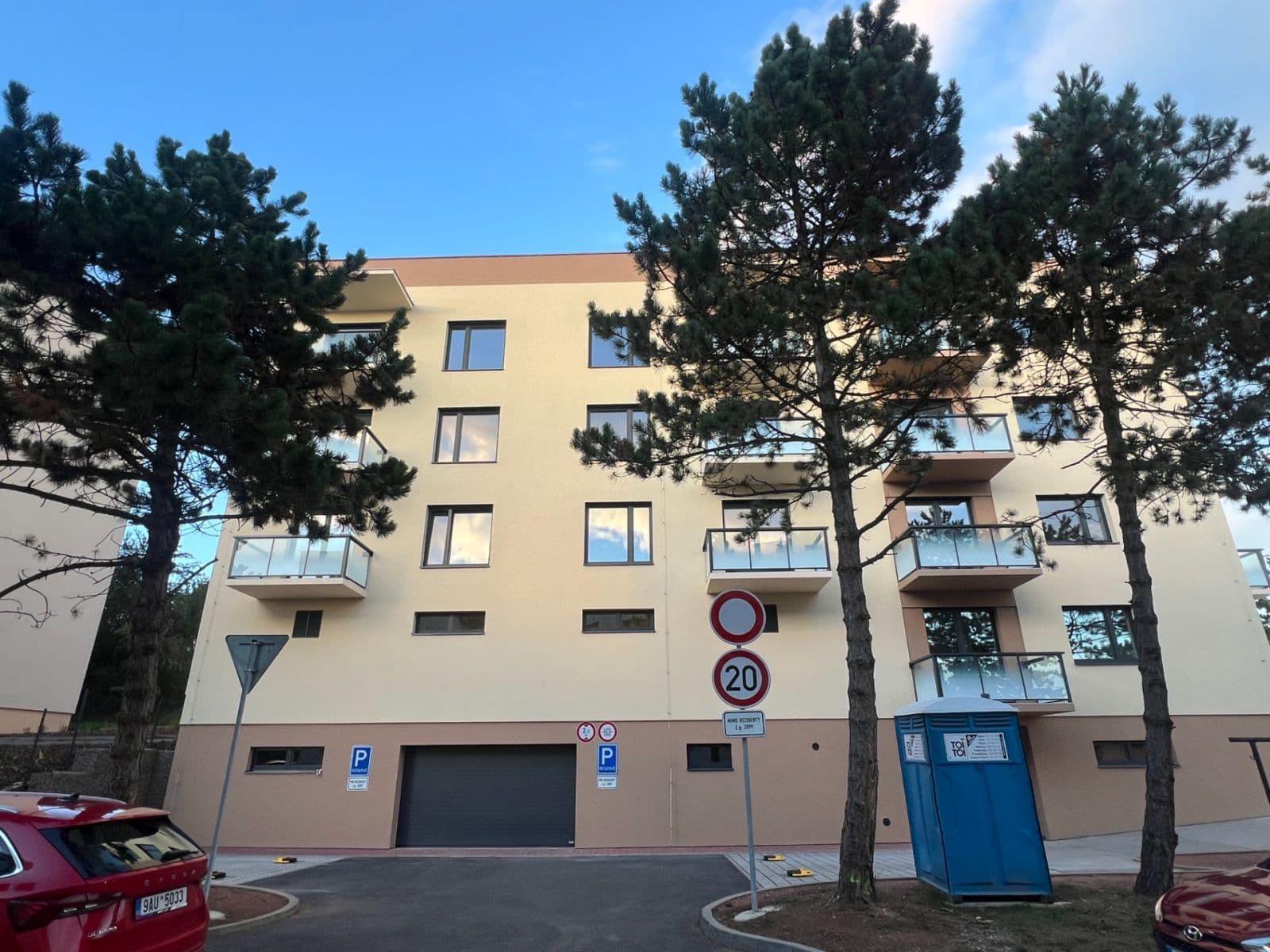 Pronájem bytu 2+kk 51 m², Mýtská, Rakovník, Středočeský kraj Pronájem bytu 2+kk 51 m², Mýtská, Rakovník, Středočeský kraj